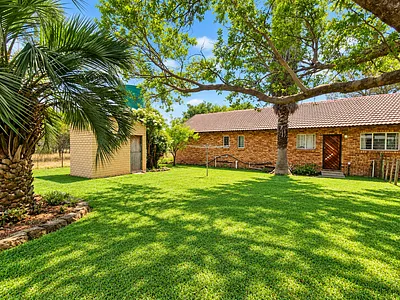 Farm For Sale in Rayton - img