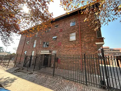 2 Bedroom Apartment For Sale in Pretoria - f2Yw.webp