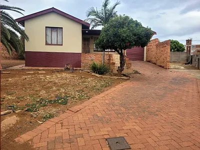 3 Bedroom House For Sale in Pretoria - JLSB.webp