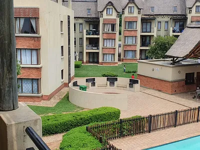 3 Bedroom Apartment For Sale in Pretoria - 1EJm.webp