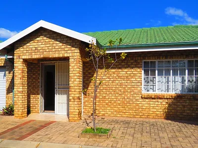 2 Bedroom Townhouse For Sale in Bela Bela - EjDJ.webp