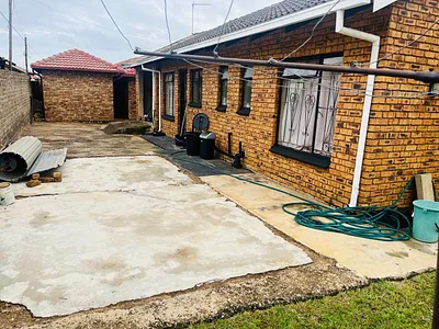 3 Bedroom House For Sale in Bronkhorstspruit - JLsG.webp