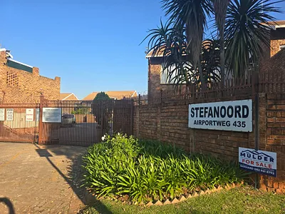3 Bedroom Townhouse For Sale in Pretoria - 0b3Y.webp