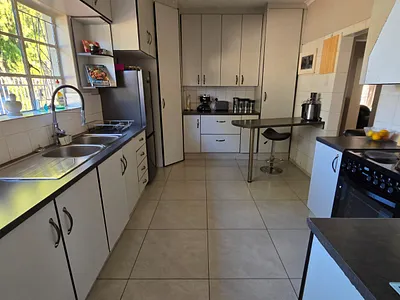 3 Bedroom House For Sale in Pretoria - qhf7.webp