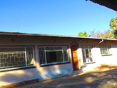 1 Bedroom Apartment For Sale in Bela-Bela Ext 1, Bela Bela - Xn8S.webp