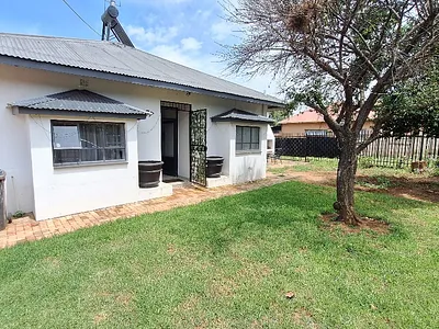 3 Bedroom House For Sale in Pretoria - KgEe.webp