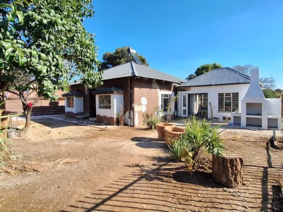 3 Bedroom House For Sale in Pretoria - j2Lx.webp