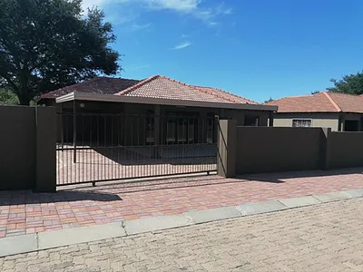 3 Bedroom House For Sale in Bela-Bela Ext 7, Bela Bela - ormh.webp