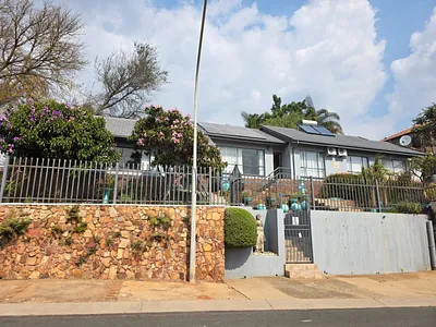 3 Bedroom House For Sale in Pretoria - v1FY.webp