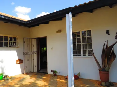 3 Bedroom Townhouse For Sale in Bela-Bela Ext 5, Bela Bela - nTn9.webp