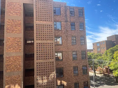 3 Bedroom Apartment For Sale in Pretoria - EWZl.webp