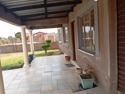 2 Bedroom House For Sale in Mabopane - C4wj.webp