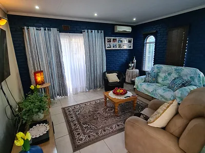 3 Bedroom House For Sale in Vanderbijlpark - L7DV.webp