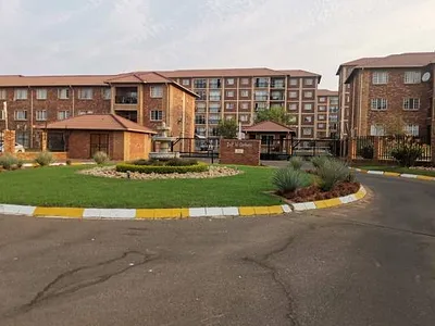 3 Bedroom Apartment For Sale in Akasia - Y5wP.webp