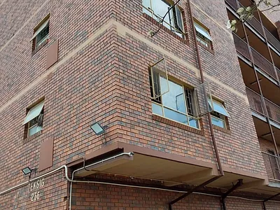 2 Bedroom Apartment For Sale in Pretoria - gFxh.webp