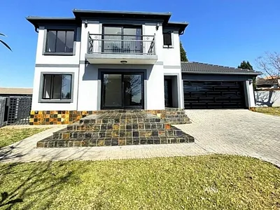 3 Bedroom House For Sale in Centurion - B6Z9.webp
