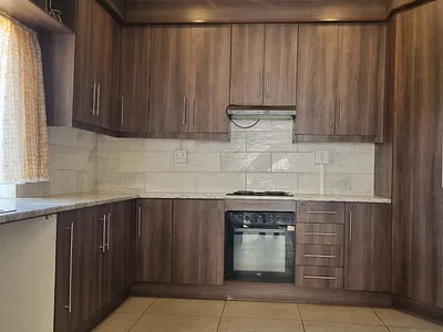 3 Bedroom House To Rent in Meyerton - EM3J.webp