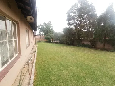 3 Bedroom House For Sale in Sasolburg - 9wQB.webp