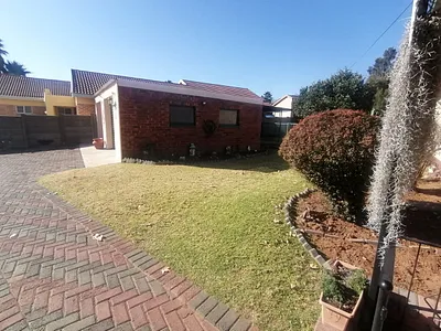 4 Bedroom House For Sale in Sasolburg - eCLf.webp