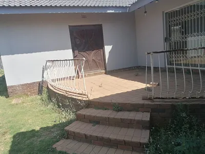 4 Bedroom House For Sale in Sasolburg - hvuD.webp