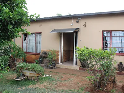 8 Bedroom House For Sale in Pretoria - H7KF.webp