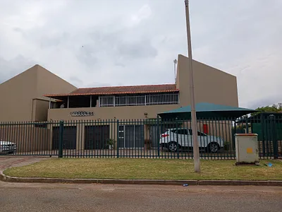 3 Bedroom Townhouse For Sale in Bela Bela - 6MXl.webp