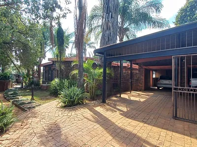3 Bedroom House For Sale in Pretoria - rhEr.webp