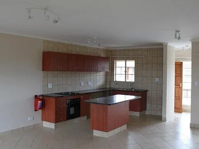 3 Bedroom Apartment For Sale in Lephalale - F8hK.webp