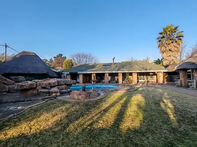 4 Bedroom House For Sale in Vereeniging - img