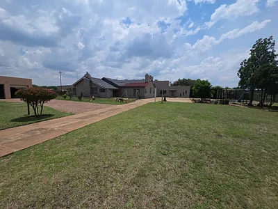 Farm For Sale in Vanderbijlpark - lT6b.webp