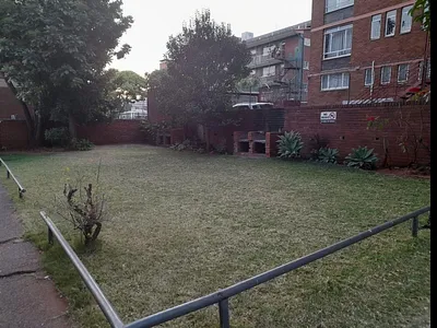 2 Bedroom Apartment For Sale in Pretoria - 5Df4.webp