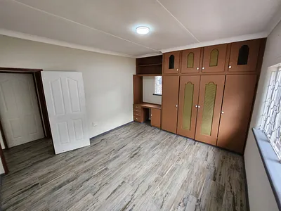 3 Bedroom House For Sale in Vanderbijlpark - T2jp.webp