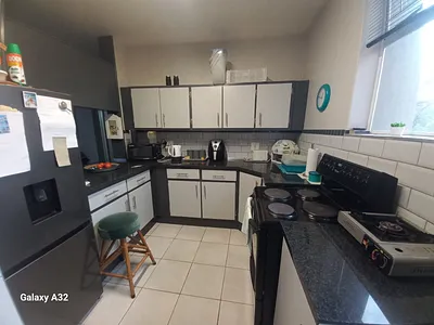 2 Bedroom Apartment For Sale in Pretoria - lKTx.webp