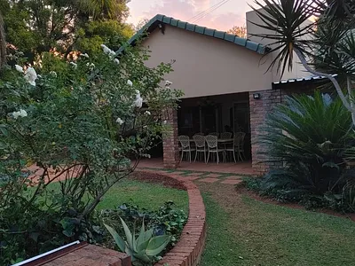 4 Bedroom House For Sale in Centurion - tVTv.webp