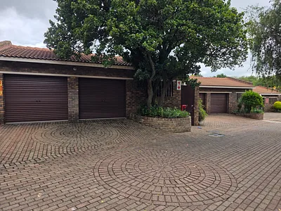 3 Bedroom House For Sale in Sandton - img