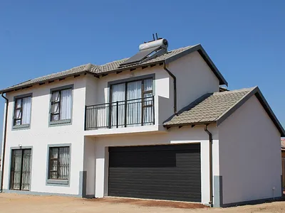 3 Bedroom House For Sale in Akasia - M9hF.webp