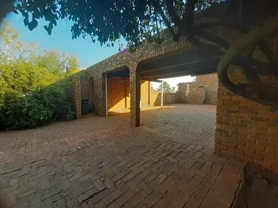 3 Bedroom House For Sale in Pretoria - W1Za.webp