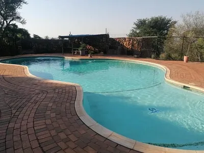 2 Bedroom Apartment For Sale in Pretoria - 1Qow.webp