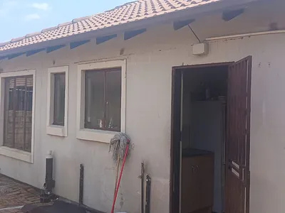 3 Bedroom House For Sale in Pretoria - KUl7.webp