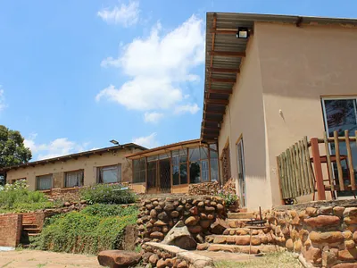 7 Bedroom House For Sale in Pretoria - Sy68.webp