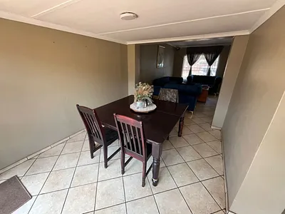 3 Bedroom House For Sale in Vanderbijlpark - tffR.webp