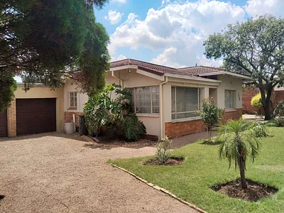 4 Bedroom House For Sale in Pretoria - rTN4.webp