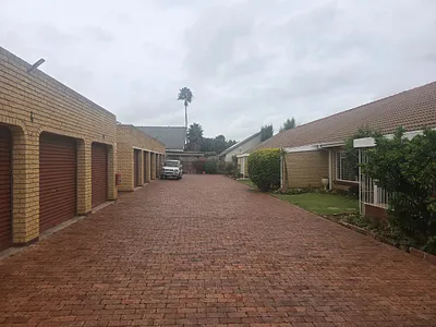 2 Bedroom Townhouse For Sale in Bela Bela - hhtY.webp