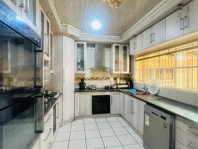 4 Bedroom House For Sale in Sasolburg - AMGO.webp