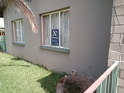 3 Bedroom House For Sale in Pretoria - EAqe.webp