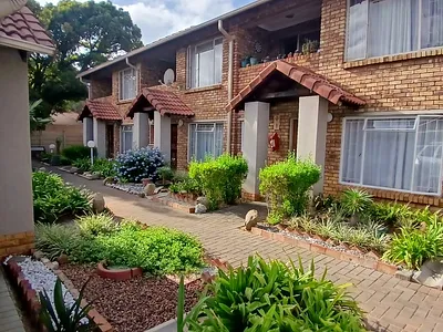 2 Bedroom Apartment For Sale in Pretoria - dbhC.webp