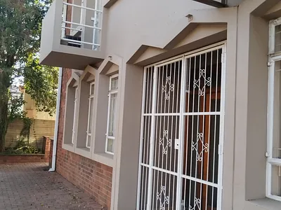 18 Bedroom House For Sale in Kimberley - CMX2.webp