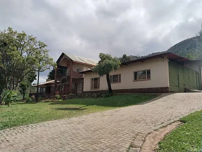 6 Bedroom House For Sale in Pretoria - BI7k.webp