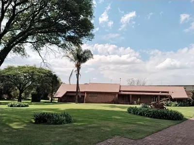 6 Bedroom House For Sale in Pretoria - AGSP.webp