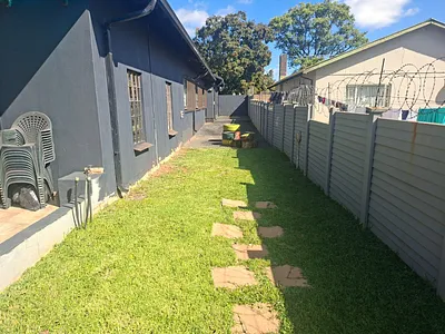 6 Bedroom House For Sale in Pretoria - QA9U.webp